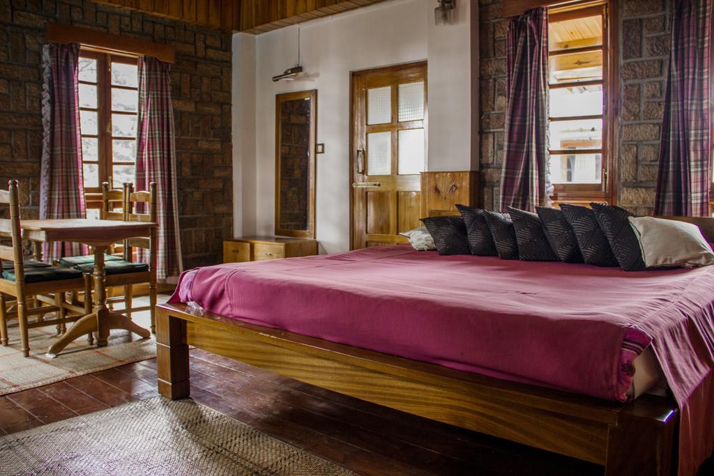 Ken And Twill Guest House Shillong Eksteriør billede